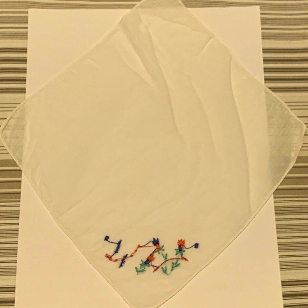 Vintage Handkerchief Hand-Stitched Floral embroidery